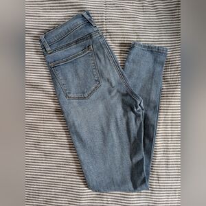 Gap True Skinny Jeans